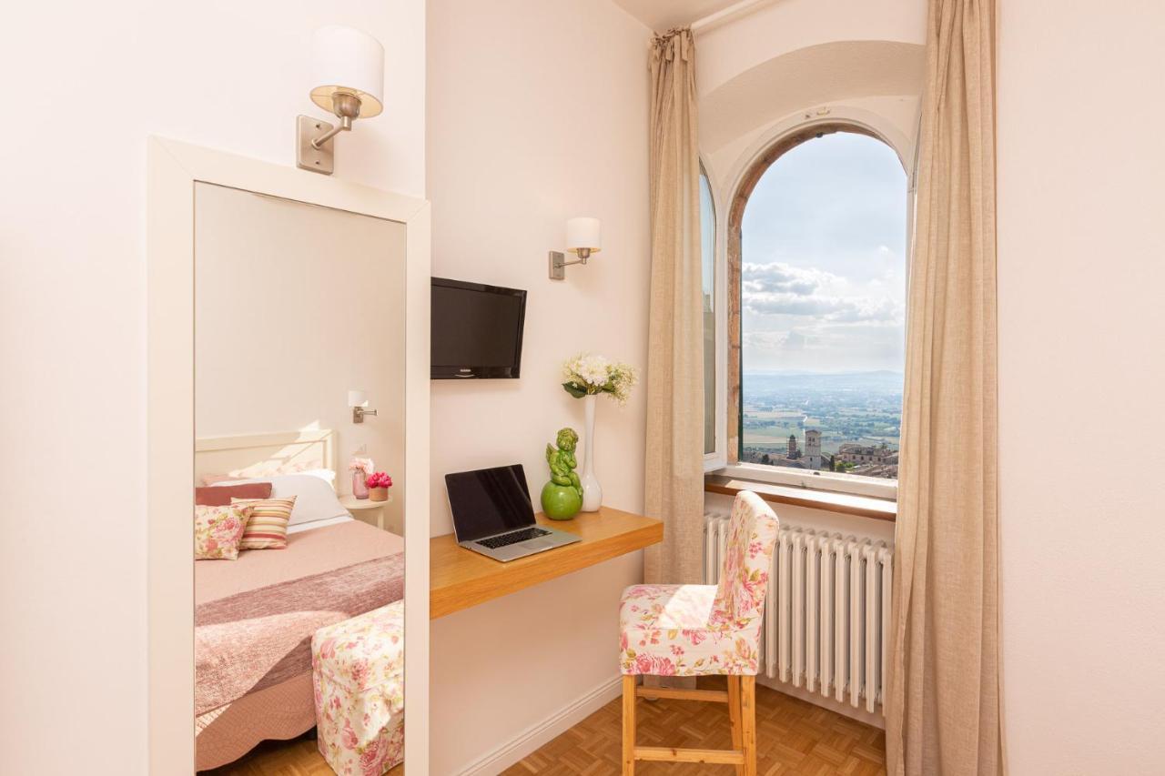 Hotel Ideale Assisi Esterno foto