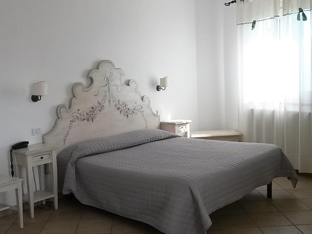Hotel Ideale Assisi Camera foto